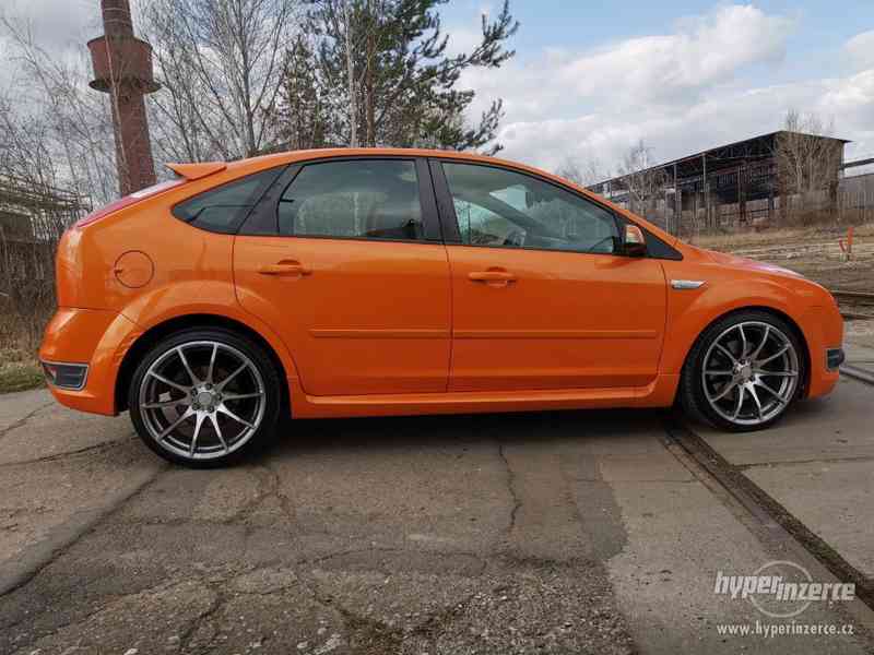 Ford Focus ST225 2.5T,5dvéř,Elektric orange,Tomason 19" - foto 6