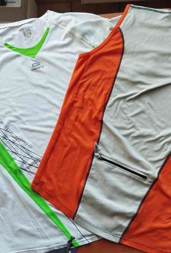 Čtyři trika vel. L,  XL tepláky a body jen za 43 Kč/ks - foto 8