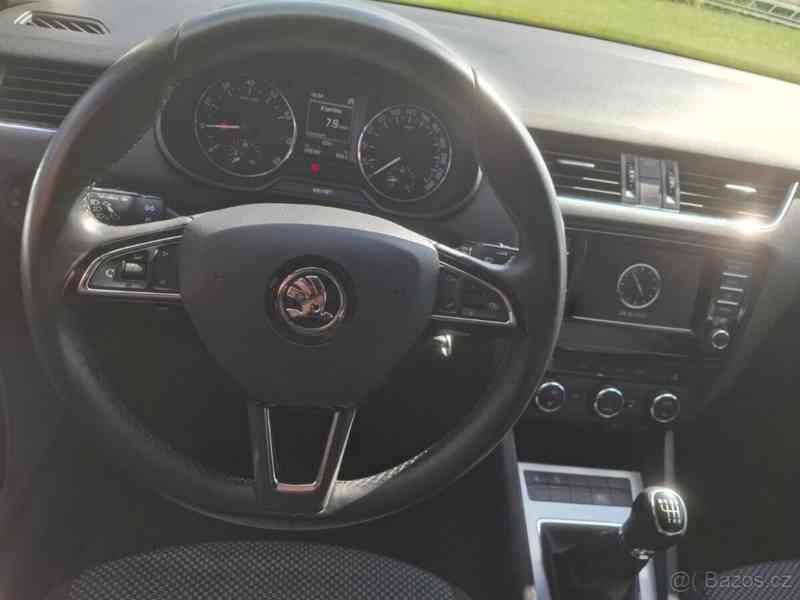 Škoda Octavia 1,2 - foto 6