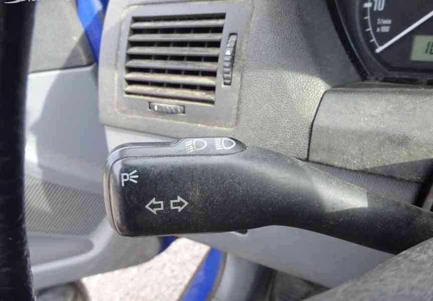 Škoda Fabia 1.4i r.v.2000 (50 kw) 2.Maj.eko 3000 kč - foto 9