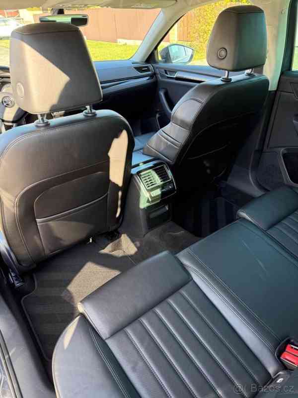 Škoda Superb 2,0   TDi 140 kW CarPlay - foto 16