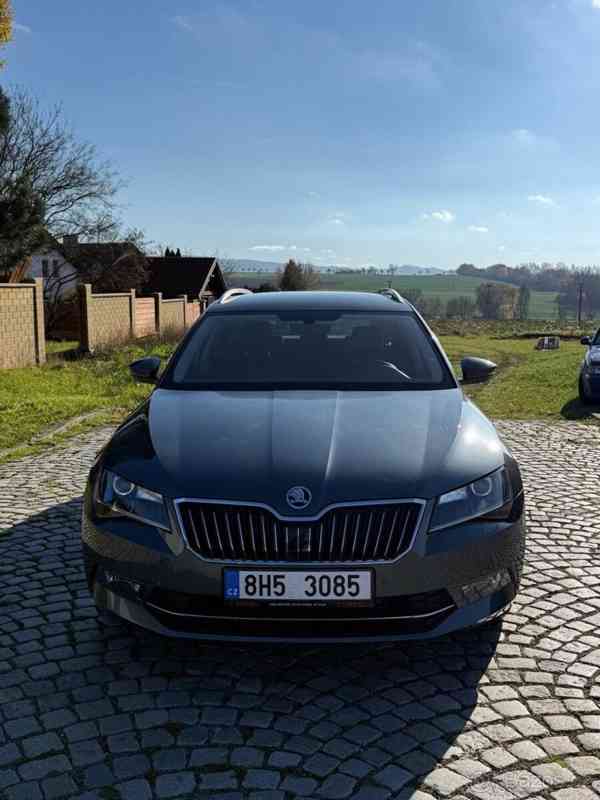 Škoda Superb 2,0   TDi 140 kW CarPlay - foto 7