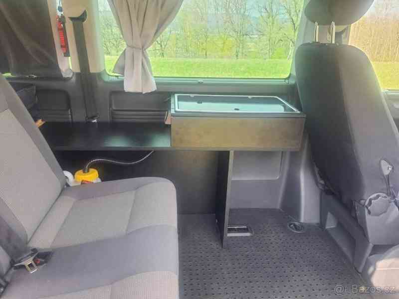 Volkswagen Caravelle long, obytné - foto 13