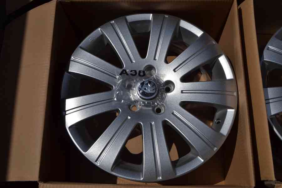 Nové orig.alu disky R17 Škoda Octavia II,III,Superb,Yeti. - foto 5
