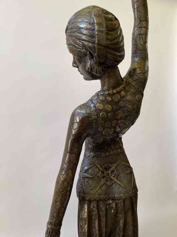 Tanečnice 116 cm - bronzová socha Art Deco - foto 6