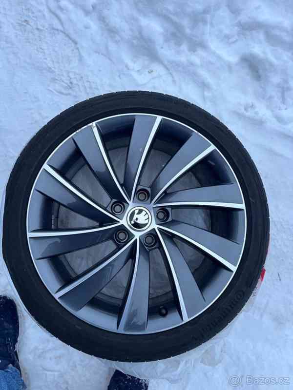 Škoda Octavia 2,0   3 L&K TDI 110kw - foto 9