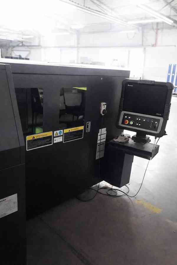 Fiber laser AMADA LCG 3015 AJ - foto 2