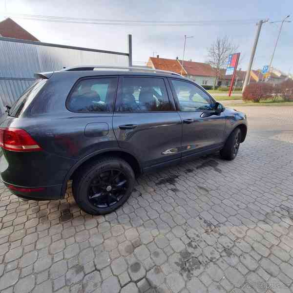 Volkswagen Touareg 3,0 - foto 24