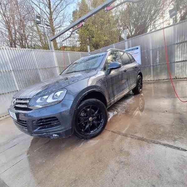 Volkswagen Touareg 3,0 - foto 18