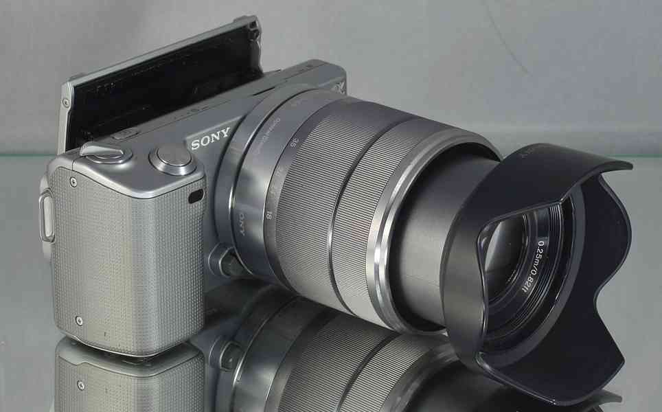 Sony NEX-5 + 18-55 mm  *14MPix*Full HDV*6400 Exp. - foto 8
