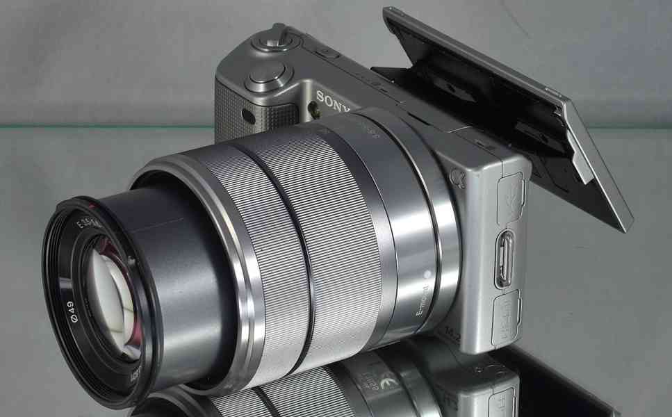 Sony NEX-5 + 18-55 mm  *14MPix*Full HDV*6400 Exp. - foto 7