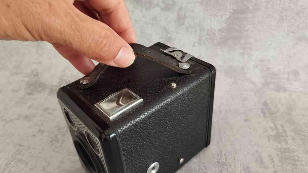 3x staré fotoaparáty, prodej jen vcelku - foto 8