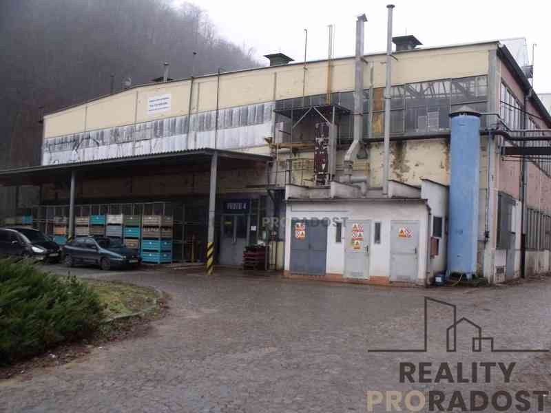 PRONÁJEM SKLADOVACÍ HALY V ADAMOVĚ  - foto 2