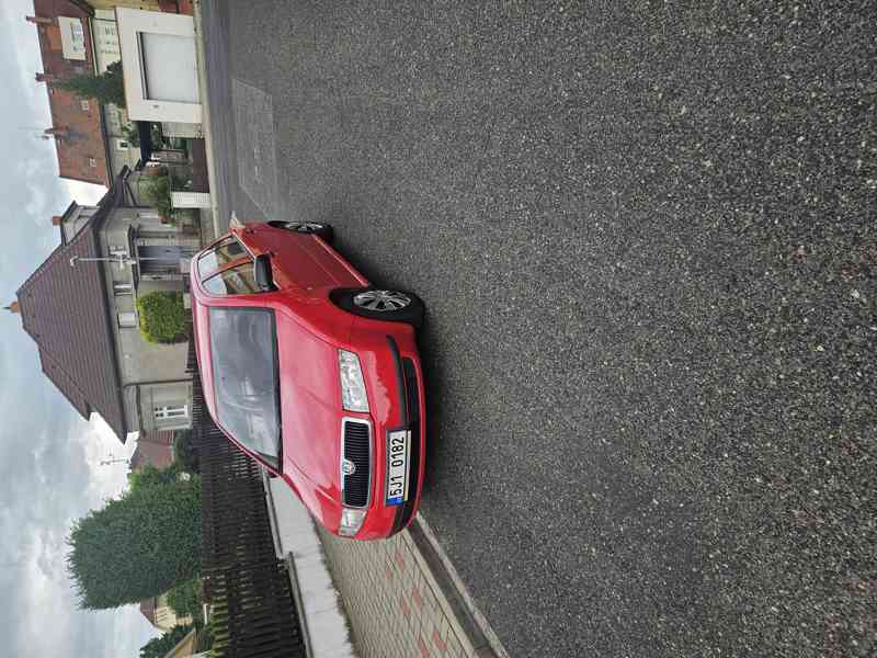 Škoda Fabia 1.4 MPI 50kw - foto 8