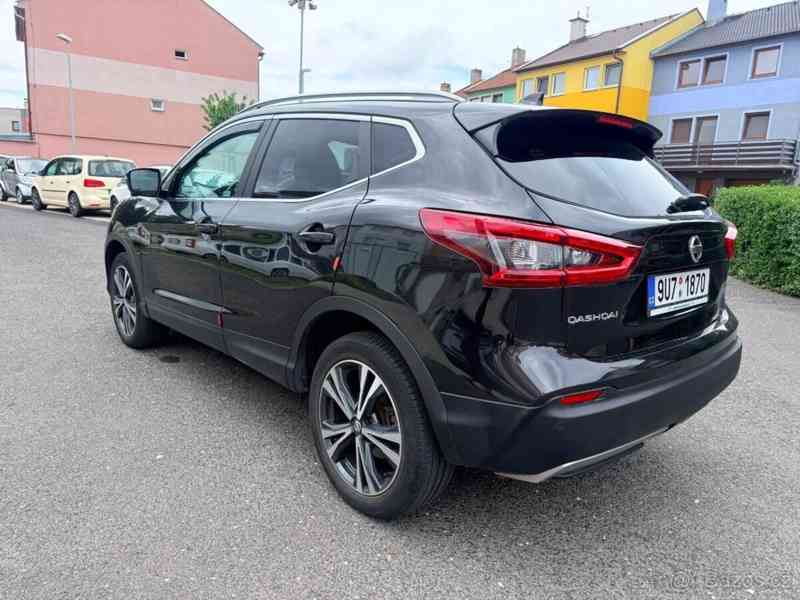 Nissan Qashqai 1,6   52tis.km - foto 2