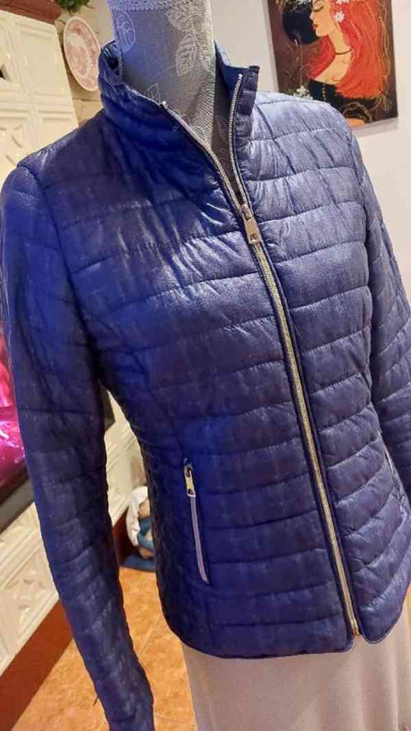 Dámská prošívaná bunda se stojáčkem - foto 5