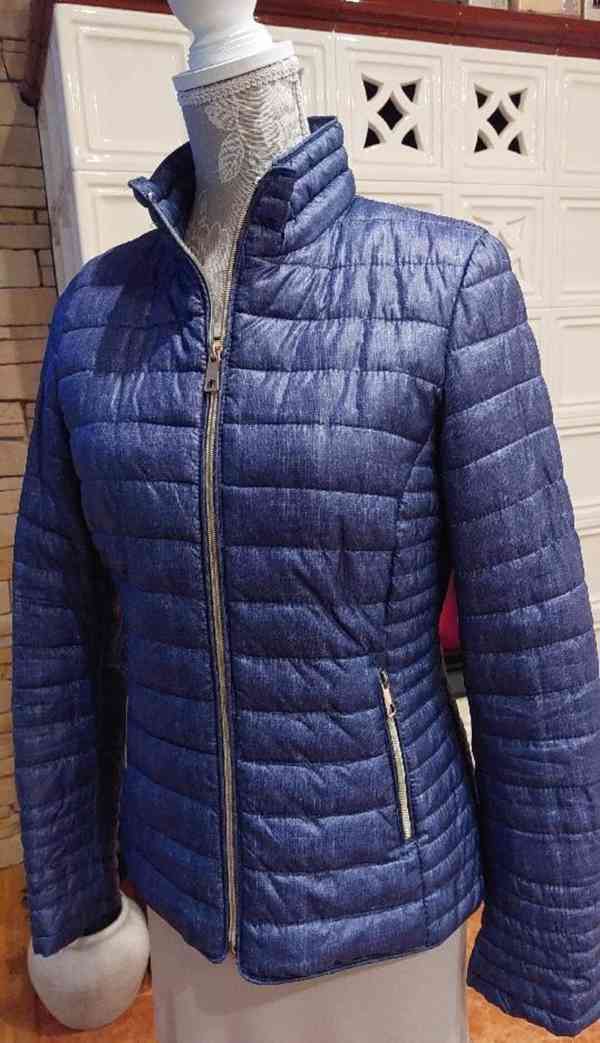 Dámská prošívaná bunda se stojáčkem - foto 4