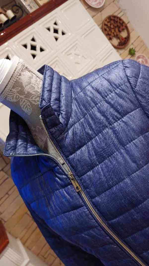 Dámská prošívaná bunda se stojáčkem - foto 2