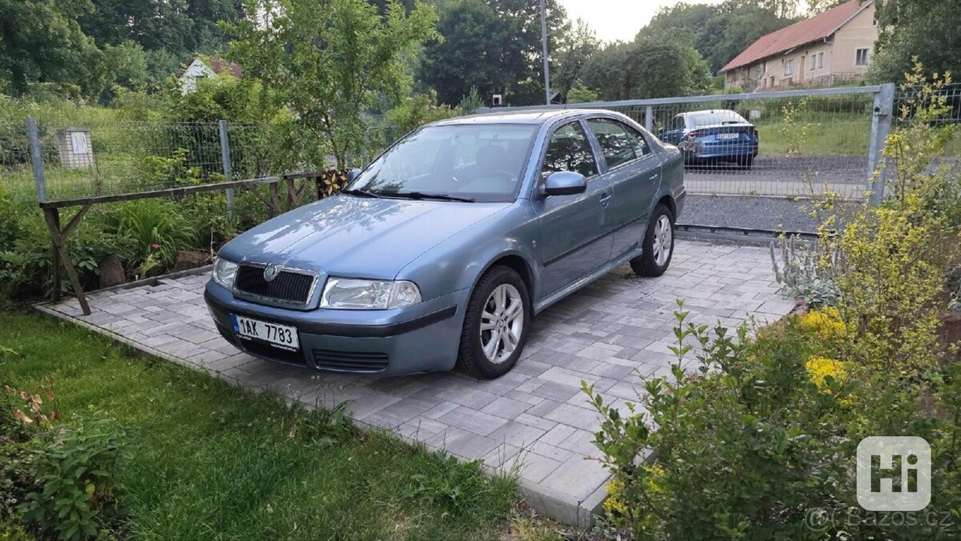 Škoda Octavia 1,6   1 - foto 1
