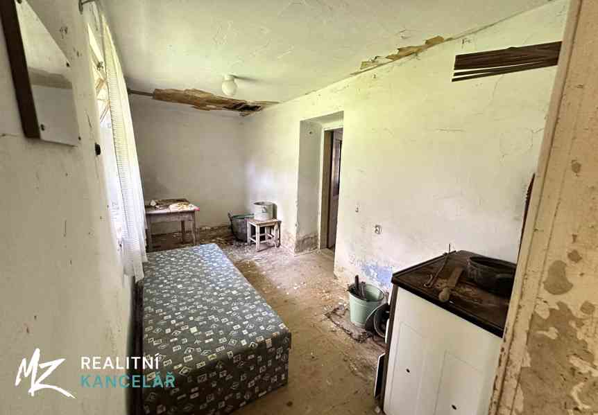 Prodej rodinného domu 535 m², pozemek 3541 m² - foto 9