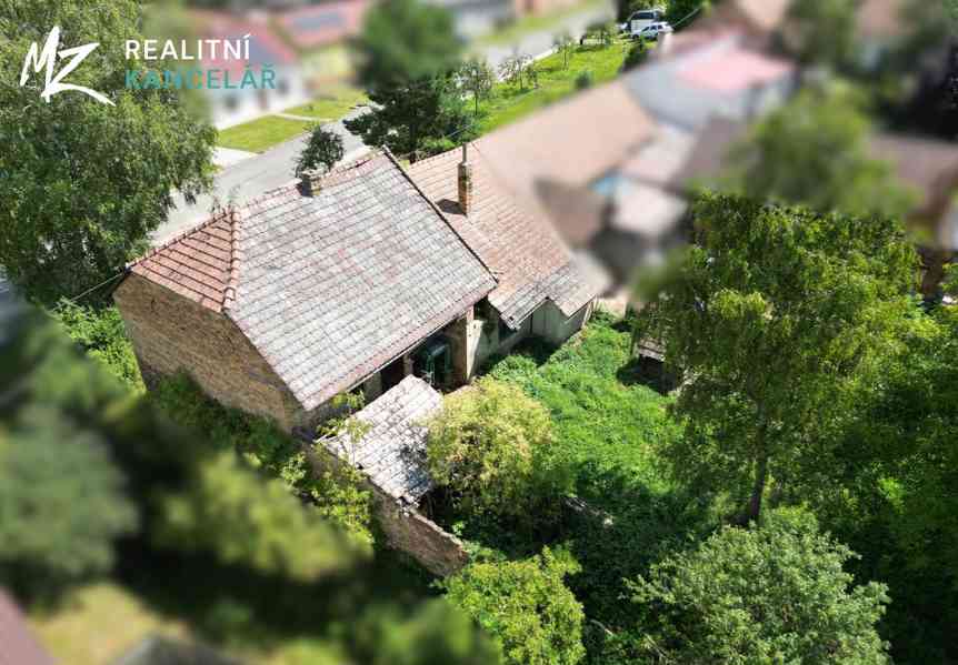 Prodej rodinného domu 535 m², pozemek 3541 m² - foto 5