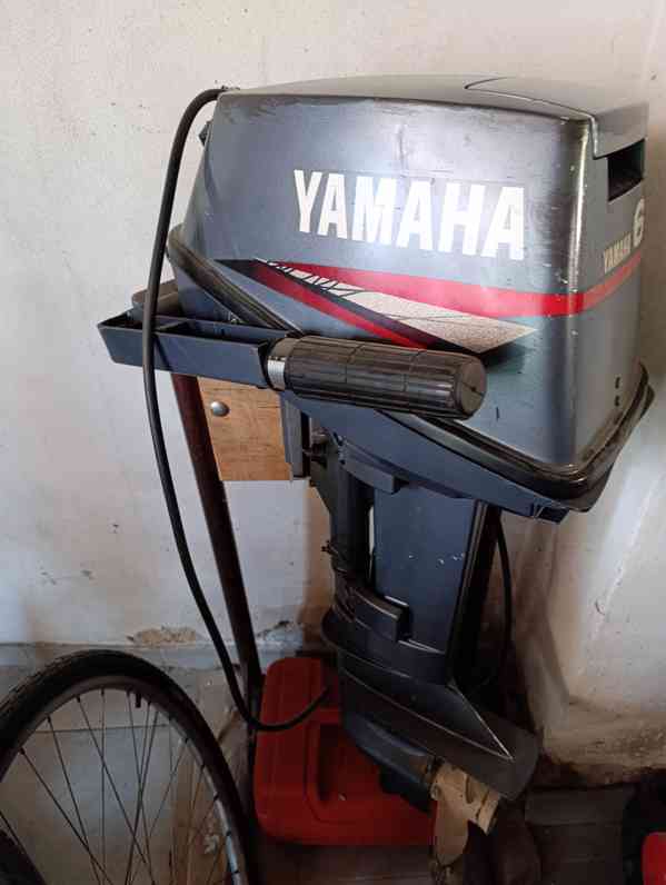 Člun Quicksilver Airdeck 320+ Yamaha 8HP 2T  - foto 4