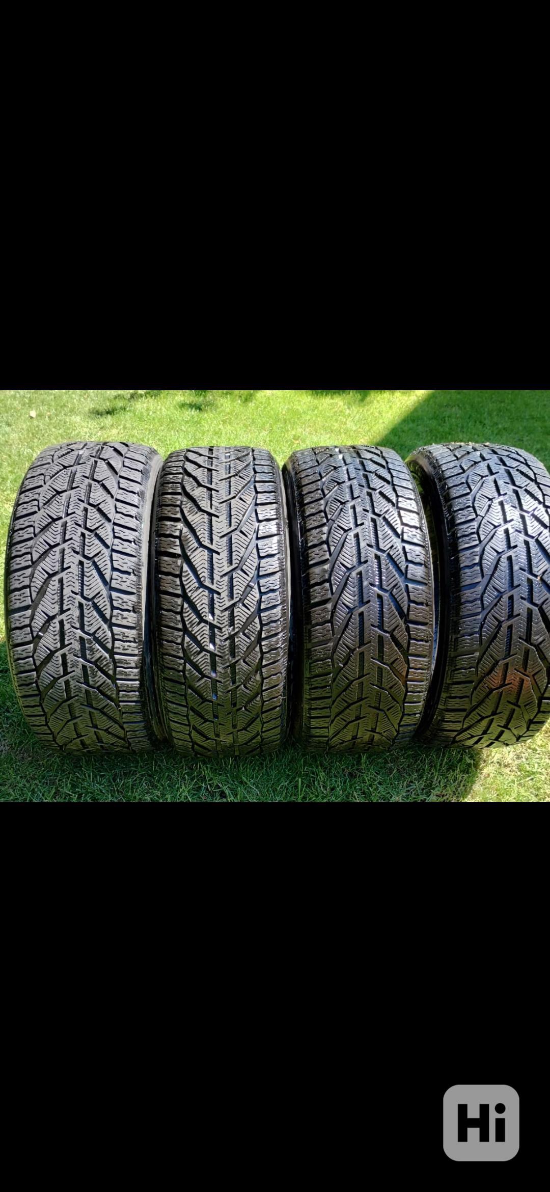 Prodám zimní pneu 245/45/18 100V. - foto 1