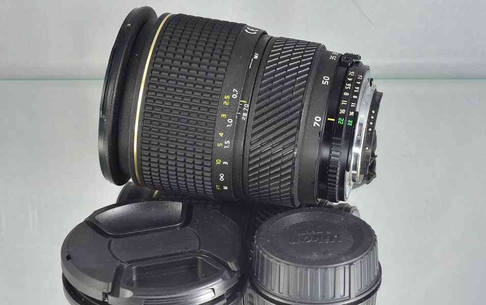 pro Nikon - Tokina AT-X 28-70mm f/2.6-2.8 PRO II
