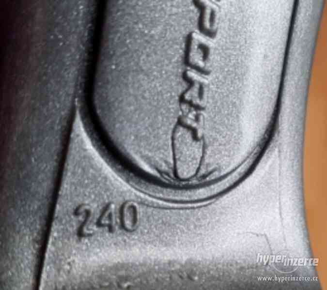 krasobluslařské dívčí brusle Risport, nože Club2000 - foto 3