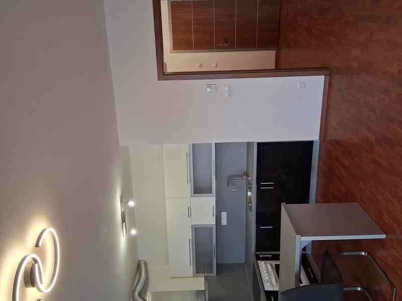 Pronájem bytu 1+kk 36 m² + terasa, Benešov - foto 2