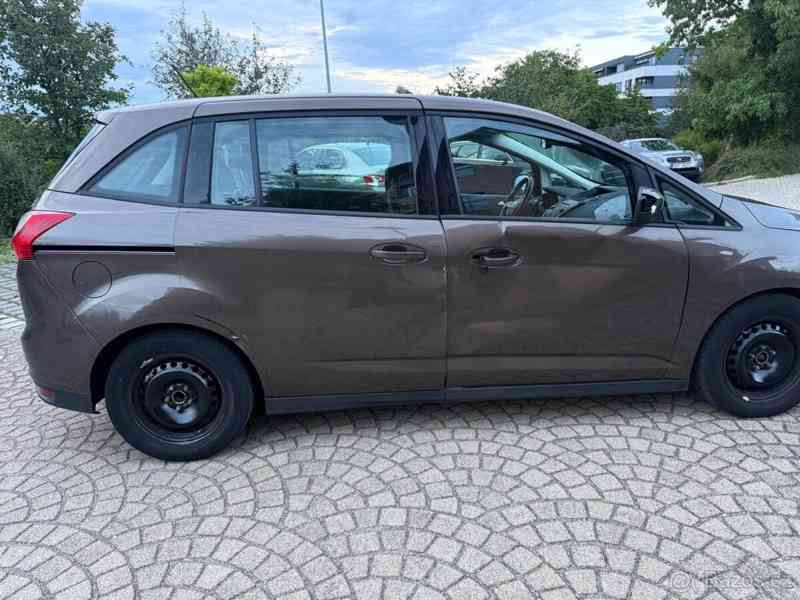 Ford Grand C-MAX 1,0   i 85kw 06/2019 88t.k - foto 6