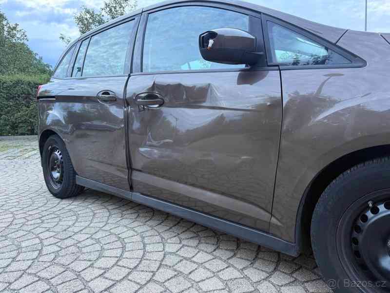 Ford Grand C-MAX 1,0   i 85kw 06/2019 88t.k - foto 5