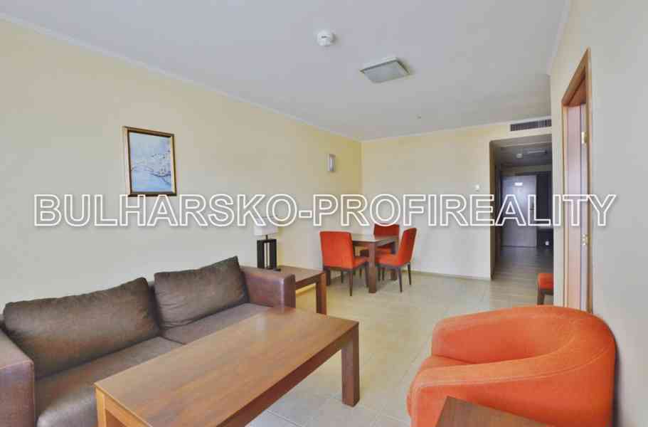 Bulharsko-LUXUSNÍ 3+kk (90 m) | 5*** SPA KOMPLEX | VELKÁ TER - foto 3