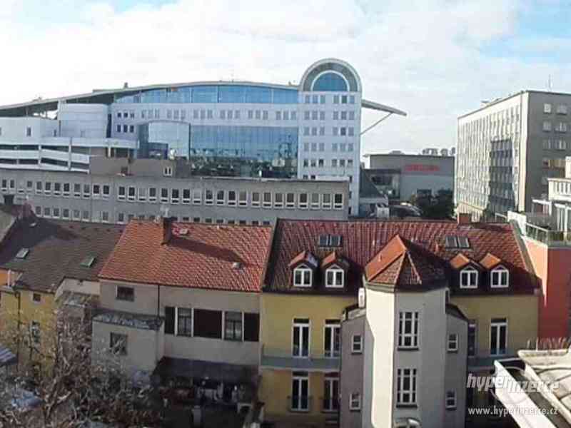 Mezonetový byt 4+1,terasa s výhledem,115m2,Pardubice-centrum - foto 16