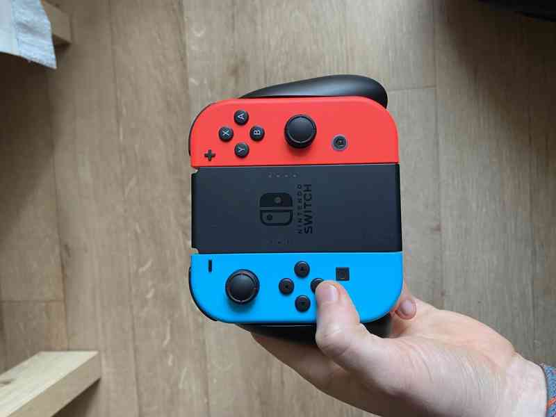 Nintendo Switch - foto 4