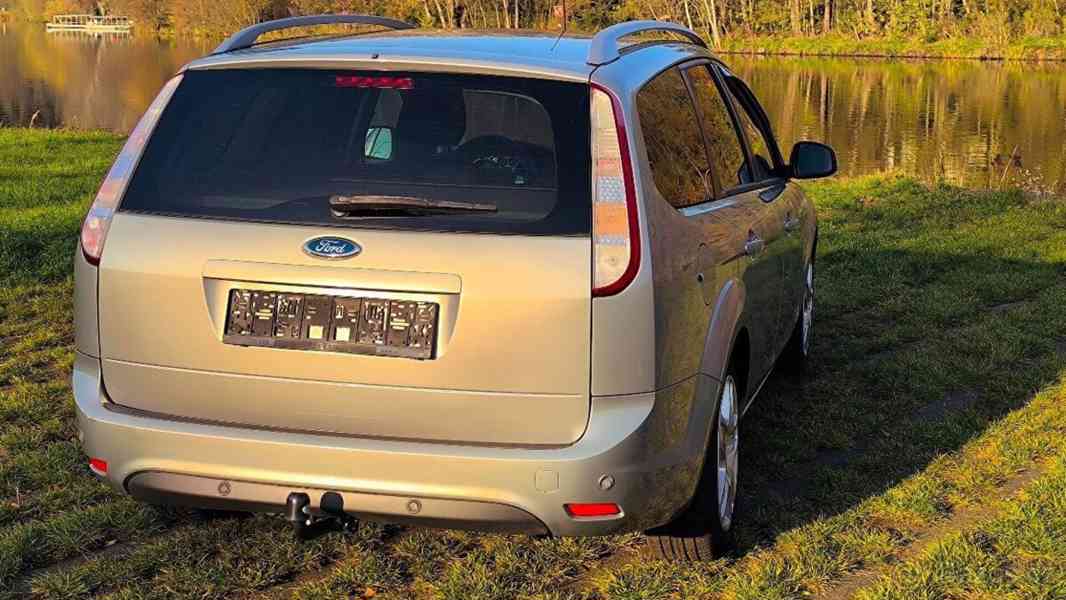 Ford Focus 1,6   16V, 74 kW NAV, KLIMA - foto 2