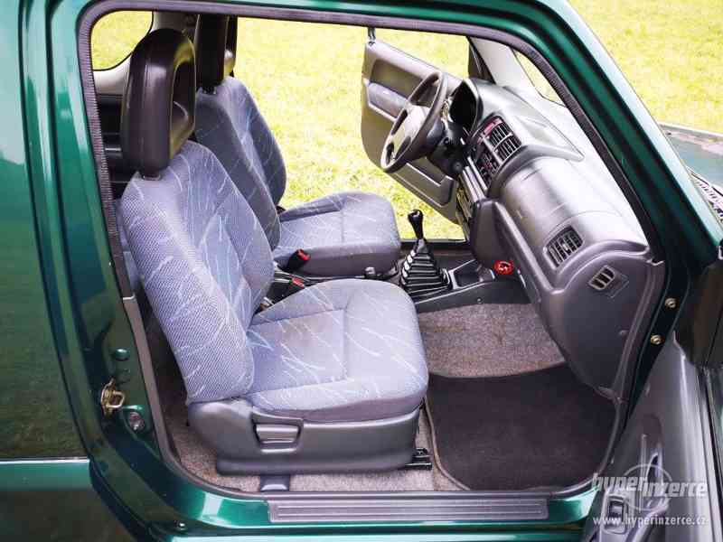 SUZUKI JIMNY 1.3 VTi / 4X4 / MÁLO NAJETO / NOVÁ STK / TAŽNÉ - foto 17