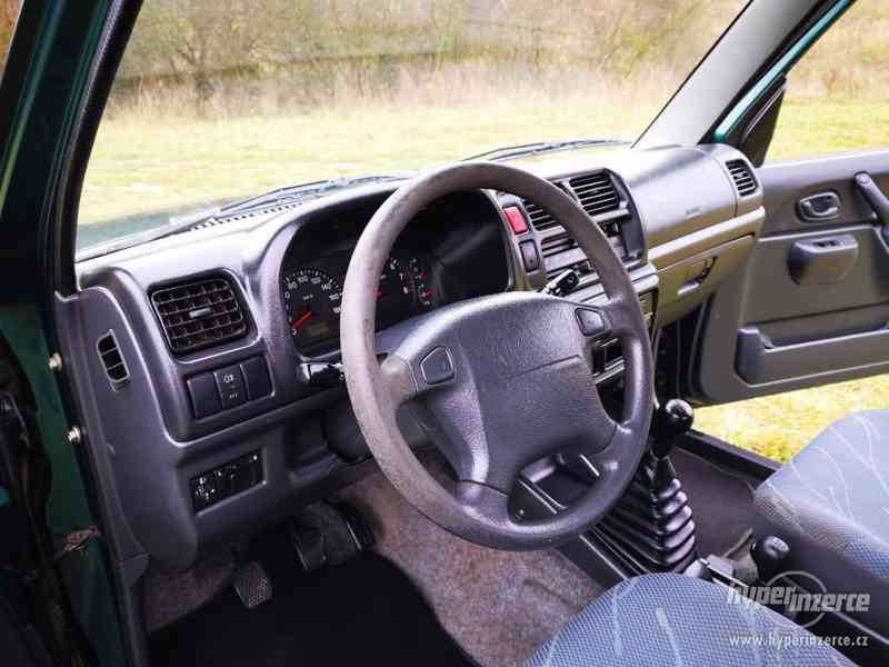 SUZUKI JIMNY 1.3 VTi / 4X4 / MÁLO NAJETO / NOVÁ STK / TAŽNÉ - foto 31