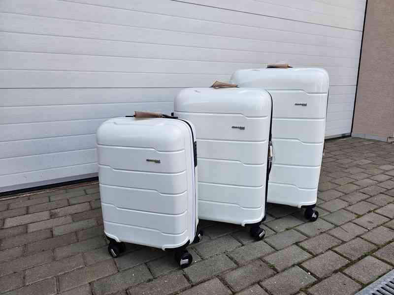 Sada skořepinových cestovních kufrů bílá nové