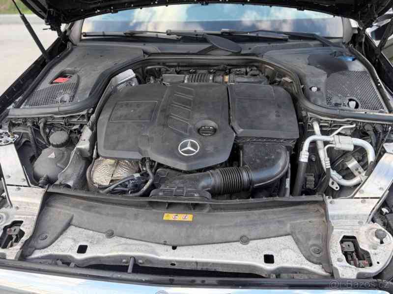 Mercedes-Benz Třídy E 2,0   200 - foto 3