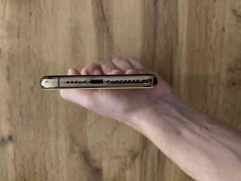 iPhone 11 Pro 64 GB - TOP STAV - foto 6