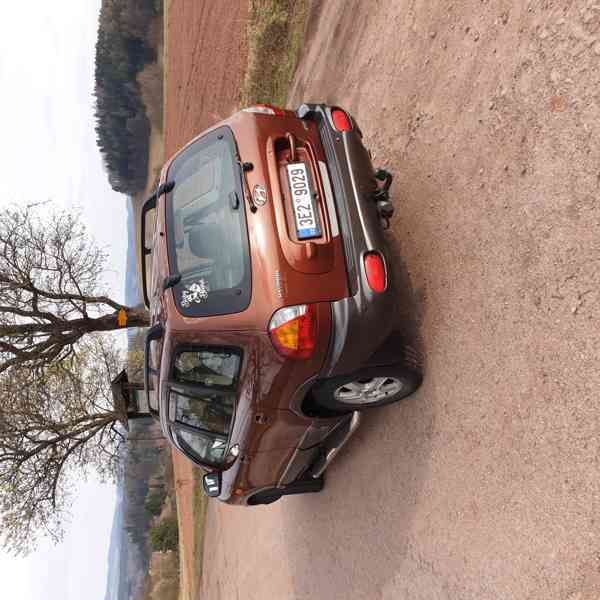 Hyundai Santa Fe 2.0 CRDi 4x4, STK, tažné - foto 5