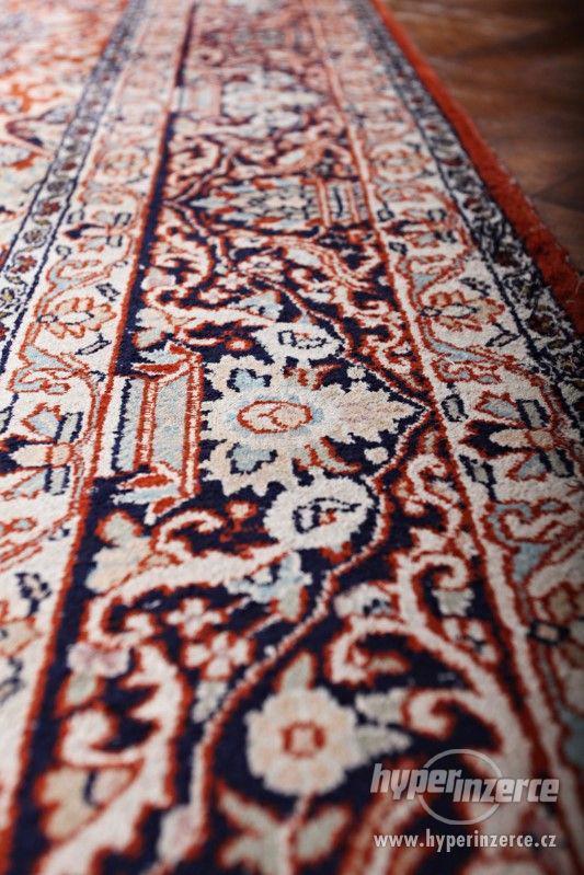 Hedvábný koberec z Kašmíru 293 X 181 cm - foto 4