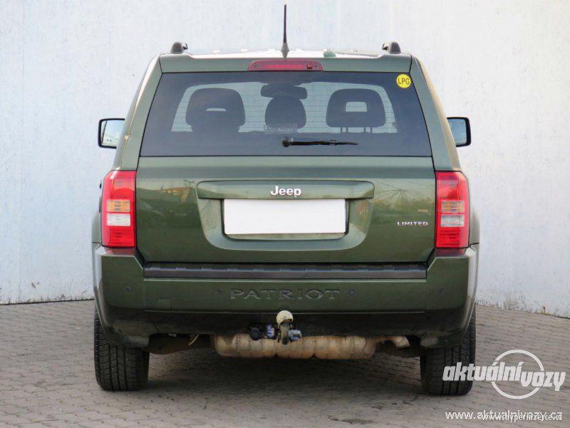 Jeep Patriot 2.4, benzín,  2008, kůže - foto 7