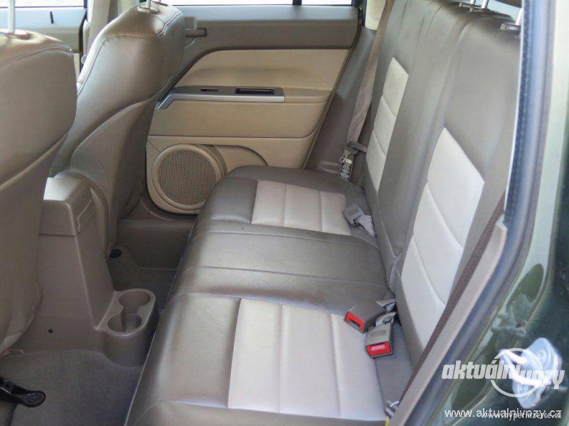 Jeep Patriot 2.4, benzín,  2008, kůže - foto 8
