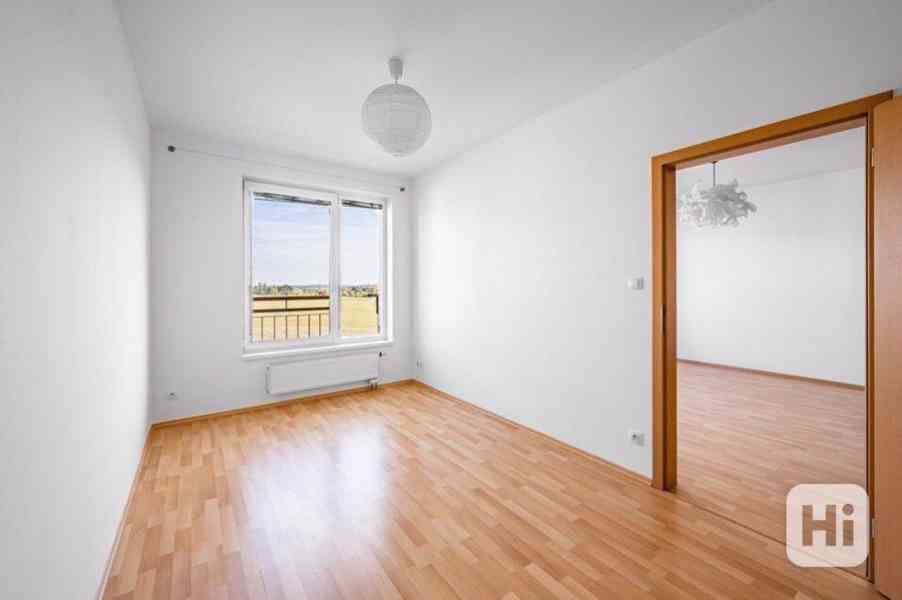 Prodej bytu 2+kk 55 m2 (48m2 + 7 m2 balkon), Kryšpínova ul., Praha 10 Dolní Měchopupy - foto 4