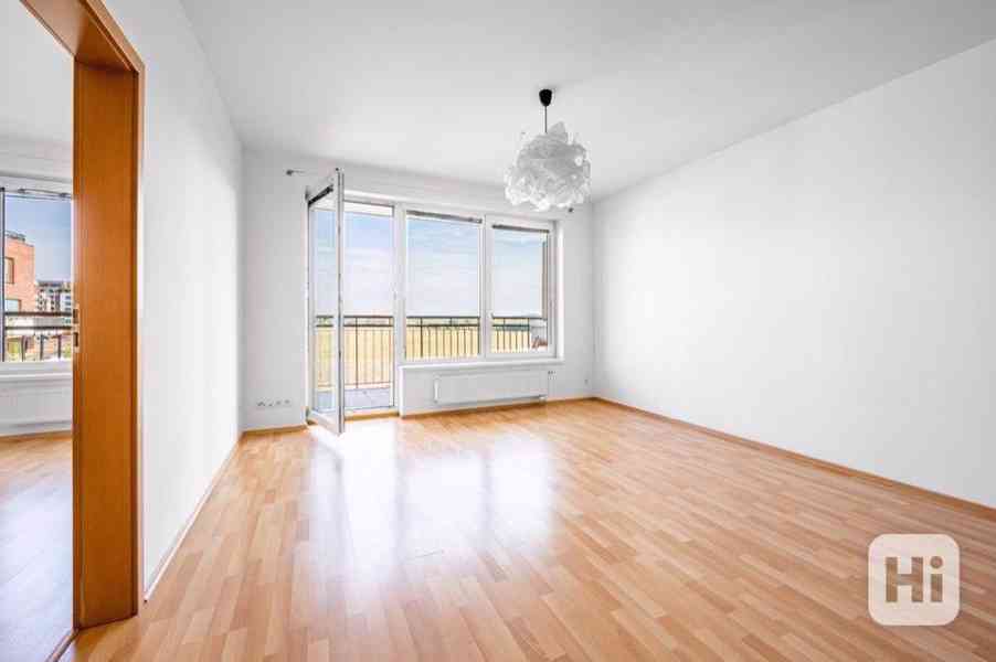 Prodej bytu 2+kk 55 m2 (48m2 + 7 m2 balkon), Kryšpínova ul., Praha 10 Dolní Měchopupy - foto 3