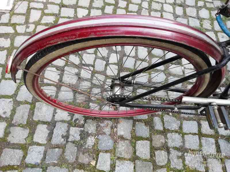 Staré kolo, pojízdné, kožené sedlo - foto 6