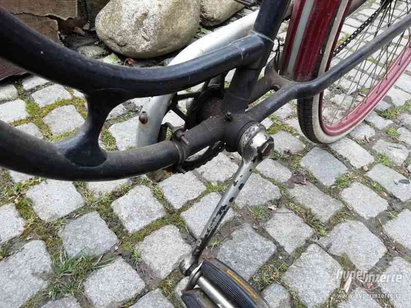 Staré kolo, pojízdné, kožené sedlo - foto 8