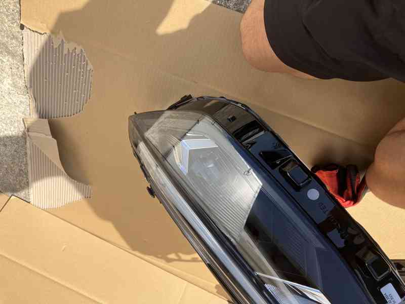 predni svetla svetlo vw passat b9 led prave leve - foto 13